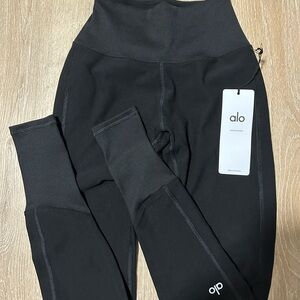 Alo Yoga Lounge Leggings